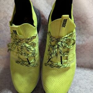 Under Armour Men's Bright Yellow Athletic Shoes